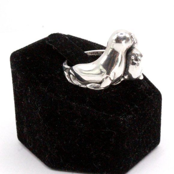 Contemporary Modern Sterling Silver Sea Lions Mom & Pups Ring - Picture 5 of 12
